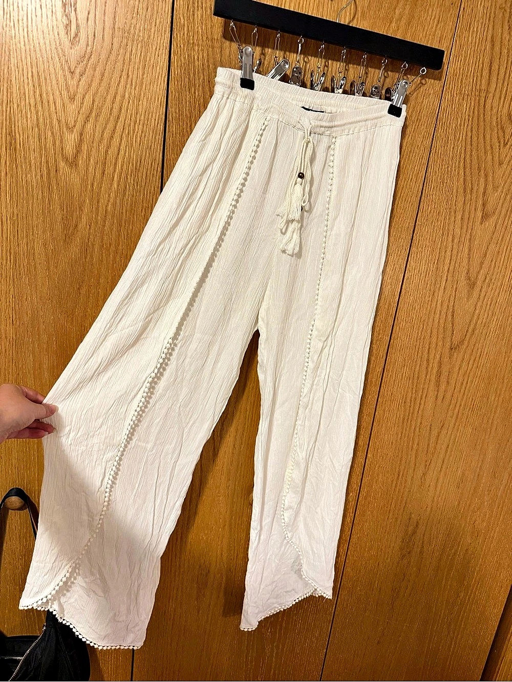 Angie Wide Leg Beach Pants in White Size Medium